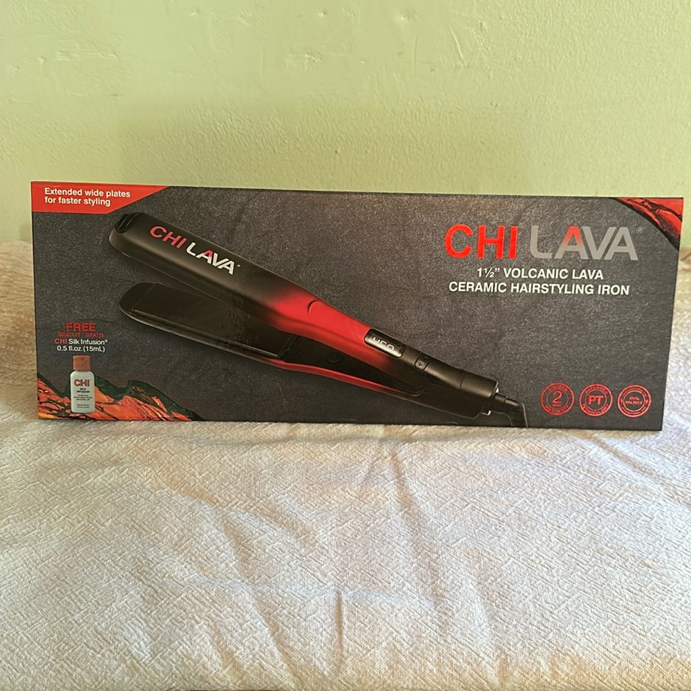 CHI LAVA 1 1/2” Volcanic Lava Ceramic Hairstyling Iron